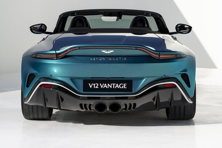 Aston Martin V12 Vantage Roadster