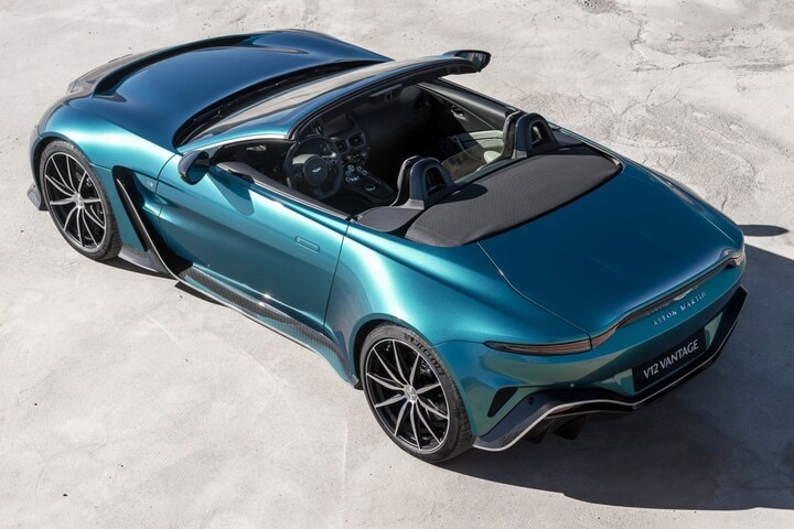 Aston Martin V12 Vantage Roadster