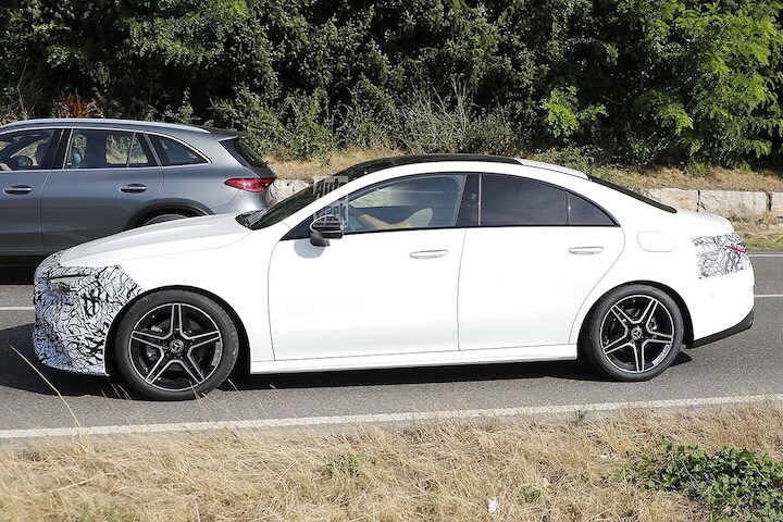 Spyshots Mercedes-Benz CLA