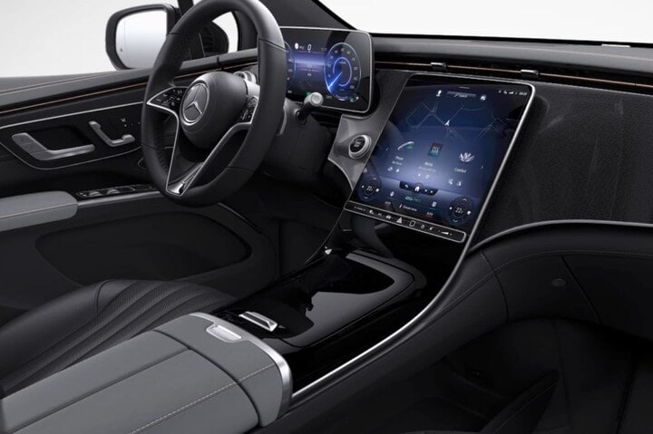 Mercedes-Benz EQS SUV