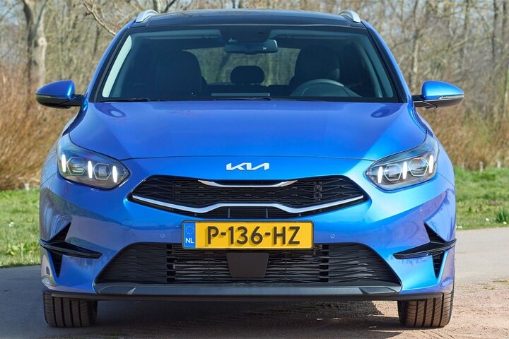 Kia Ceed Facelift Friday