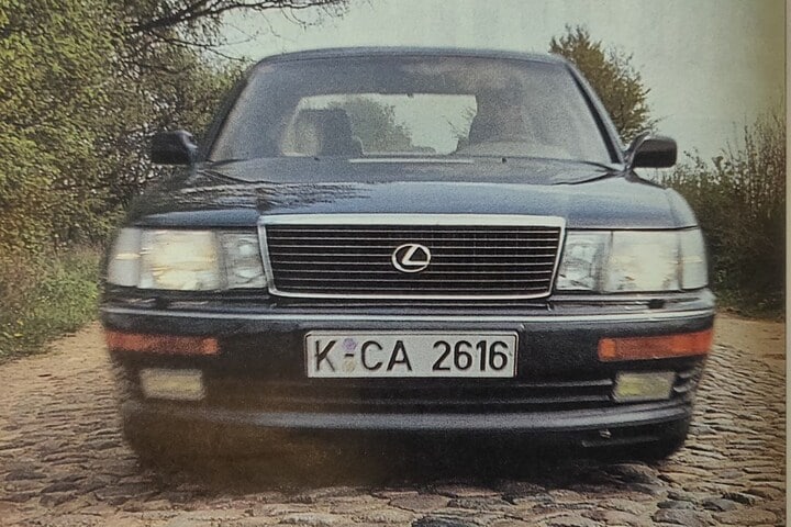Lexus LS