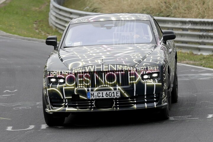 Rolls-Royce Spectre spyshots