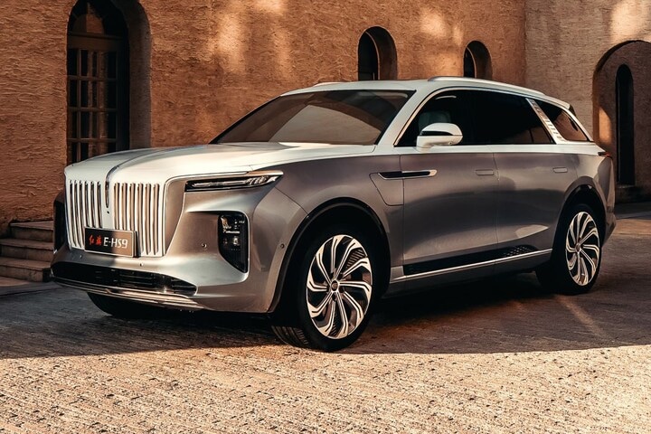 Hongqi E-HS9