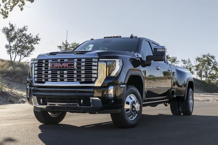 GMC Sierra 3500HD Denali Ultimate