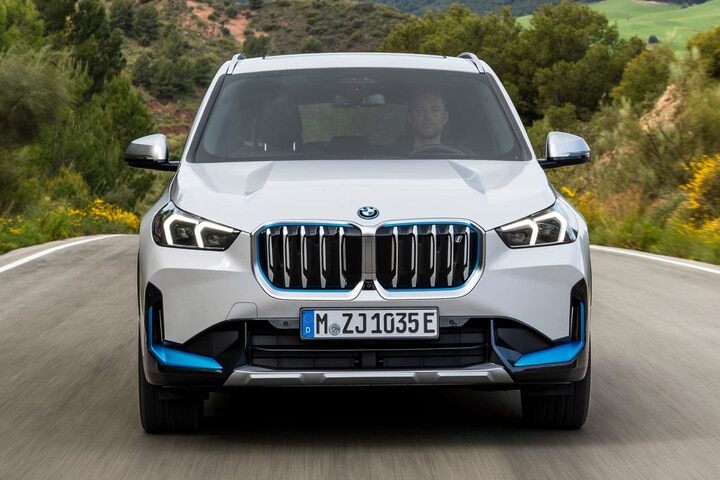 BMW iX1