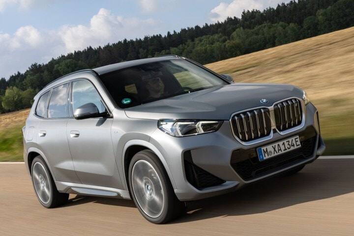 BMW iX1