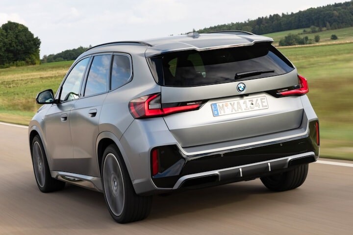 BMW iX1