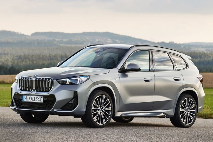 BMW iX1