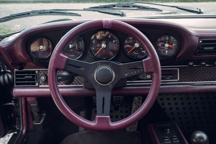 Porsche 911 restomod Theon Design