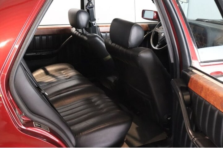 Lancia Thema 8.32