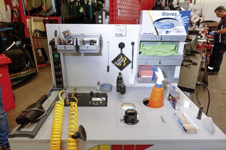 Ster in voorruit camper (Carglass) - Werktafel en gereedscha