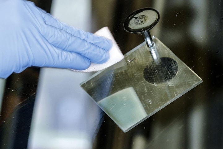 Ster in voorruit camper (Carglass) - Reinigen rond krater