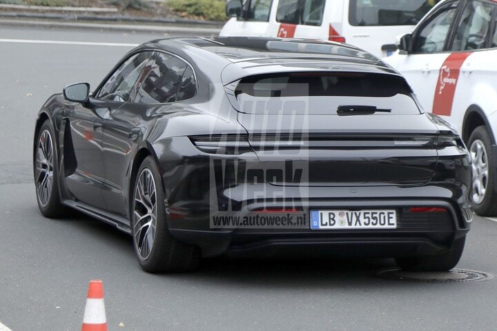 Porsche Taycan facelift spyshots