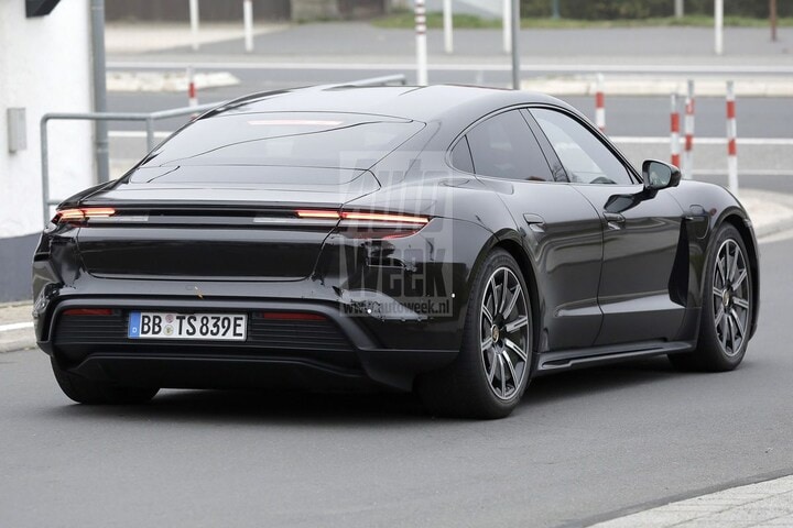 Porsche Taycan facelift spyshots