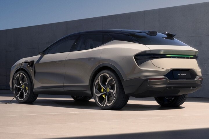 Lotus Eletre