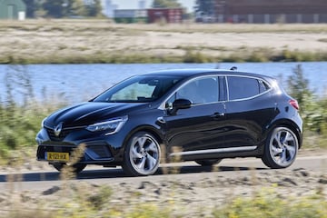 Renault Clio Hybrid 140