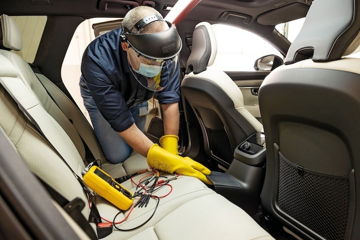 Reparatie tractiebatterij Volvo XC60 - interieur