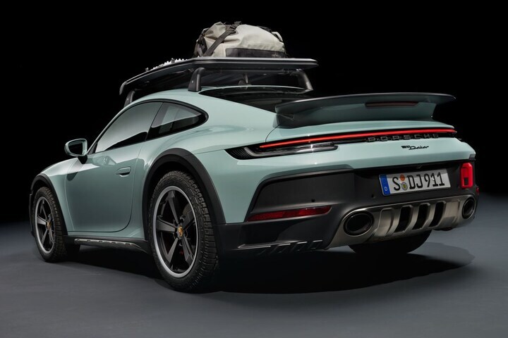 Porsche 911 Dakar