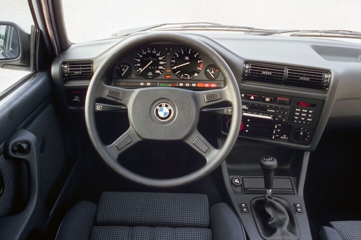 BMW 3-serie E30