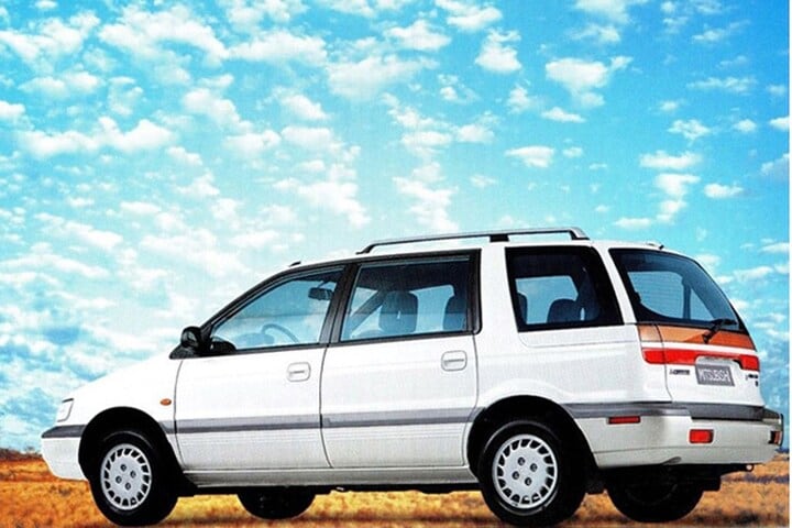 Mitsubishi Space Wagon Space Runner Facelift Friday