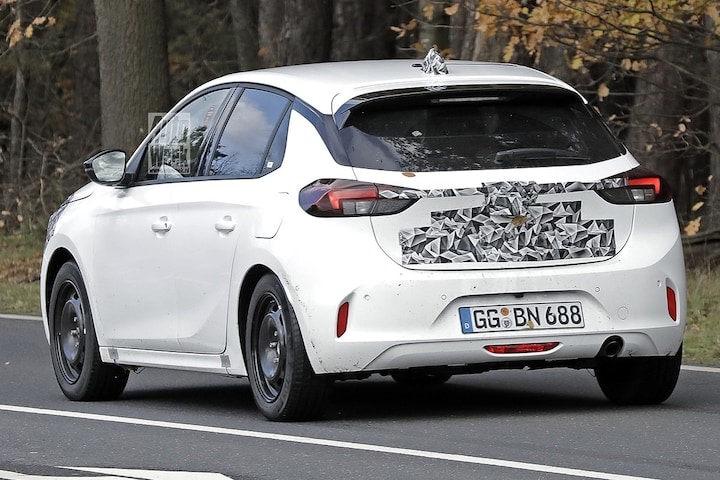 Spyshots Opel Corsa facelift