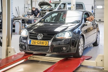 AW2248 VW Golf TDI 2008 Klokje Rond