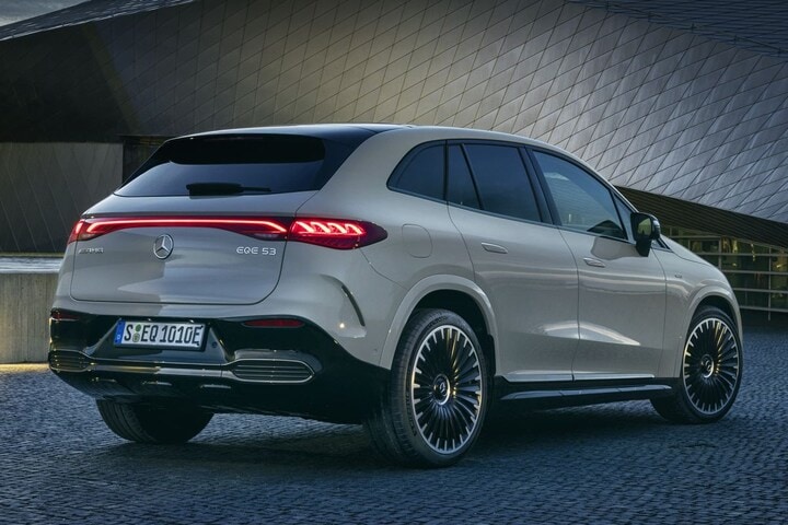 Mercedes-Benz EQE SUV 53 AMG