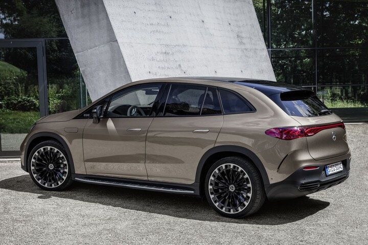 Mercedes-Benz EQE SUV