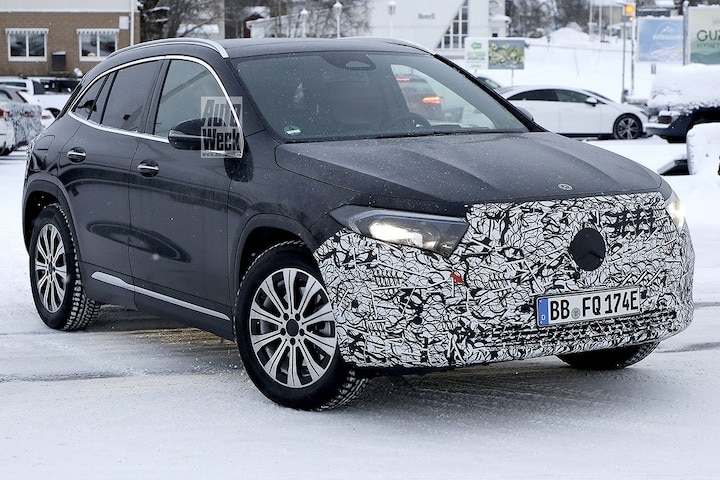 Spyshots Mercedes-Benz EQA