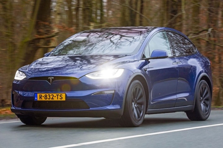 Tesla Model X Plaid