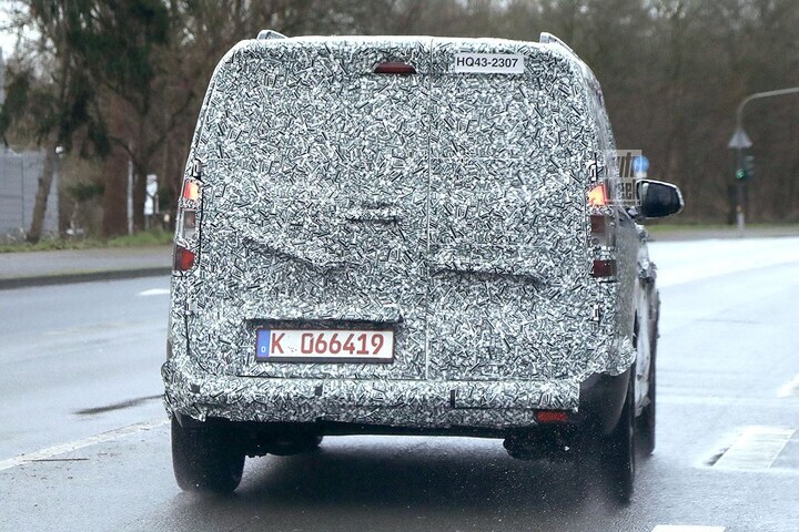 Spyshots Ford Transit Courier