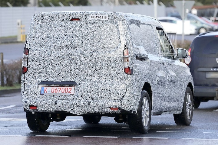 Spyshots Ford Transit Courier