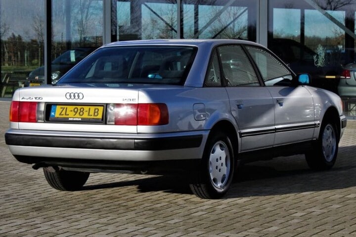 Audi 100