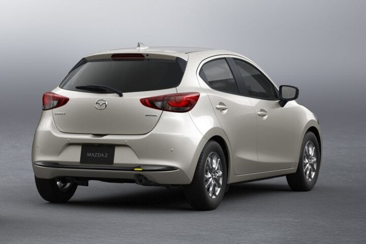 Mazda 2 facelift