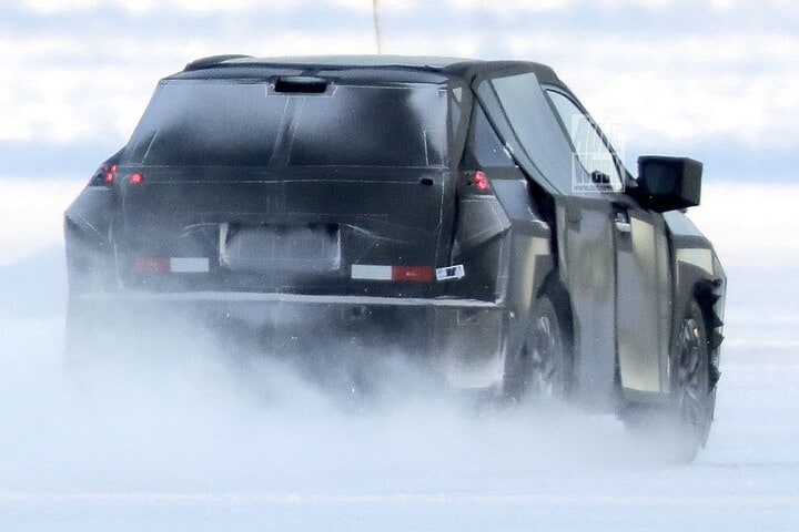 Spyshots Peugeot 2008