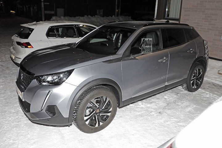 Spyshots Peugeot 2008