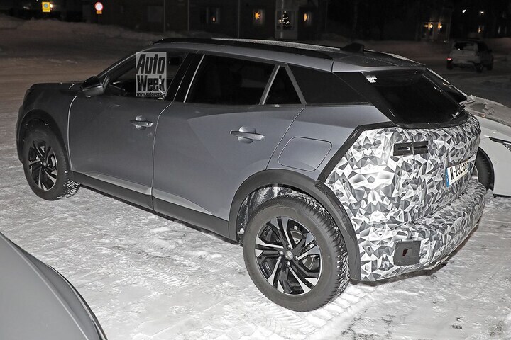 Spyshots Peugeot 2008