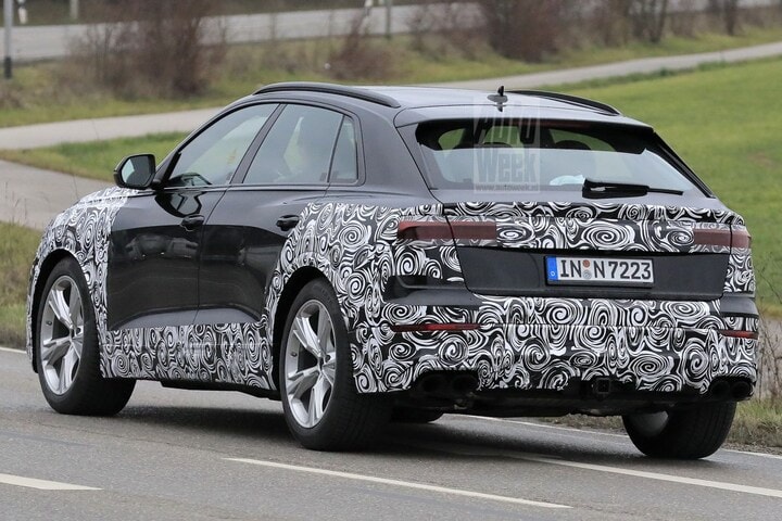 Audi Q8 spyshots