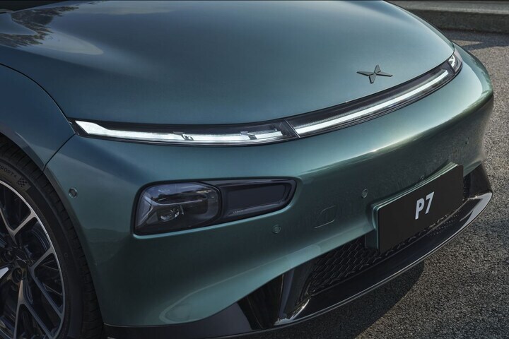Xpeng P7