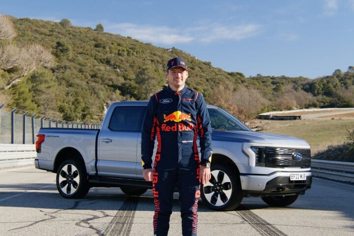 Max Verstappen Ford