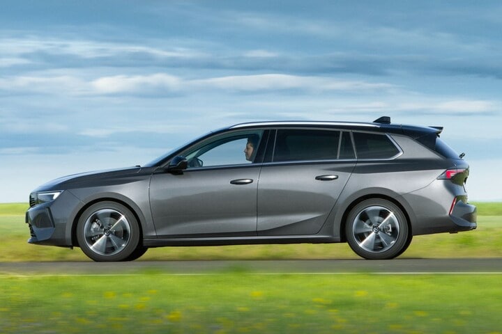 Opel Astra Sports Tourer