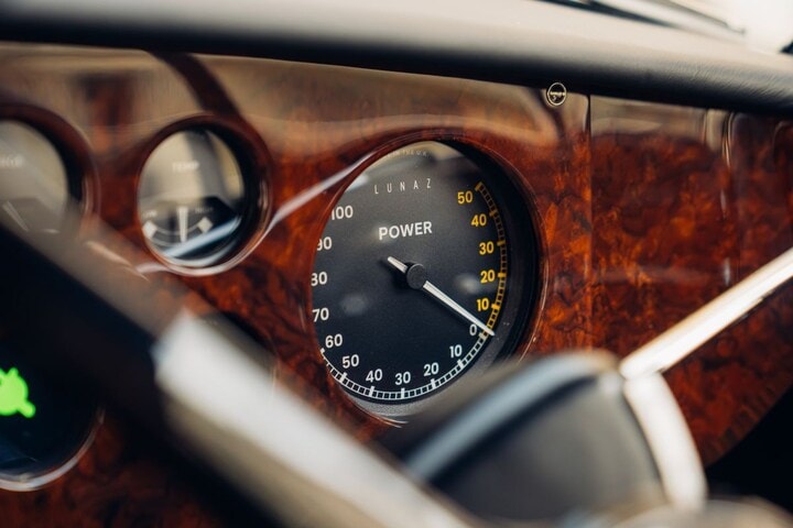 Bentley S2 Continental Lunaz