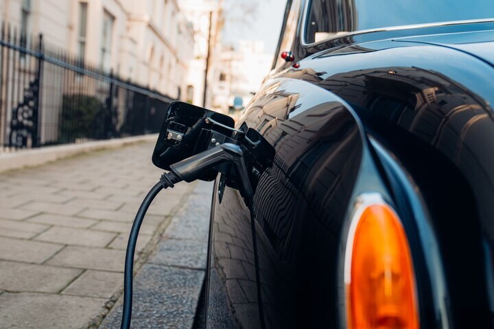 Bentley S2 Continental Lunaz