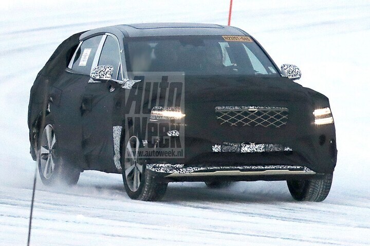 Genesis GV80 coupé spyshots