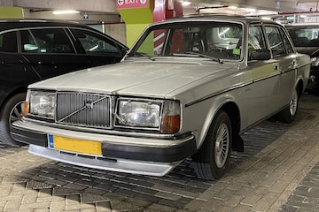 Volvo 264