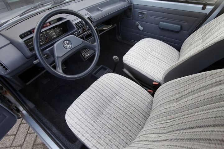 Peugeot 205