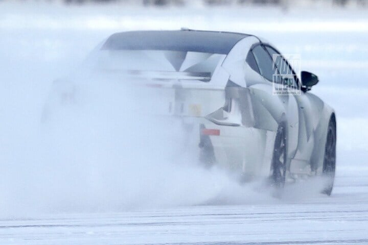 Spyshots Polestar 5