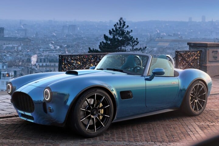 AC Cobra GT Roadster