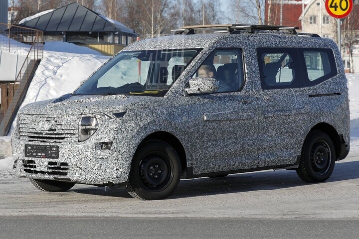 Ford Tourneo Courier spyshots